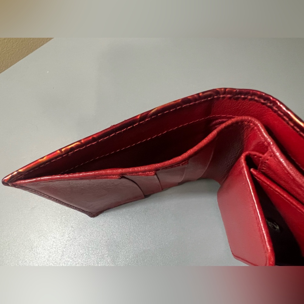 Dior Red Embossed Wallet - Picture 10 of 16